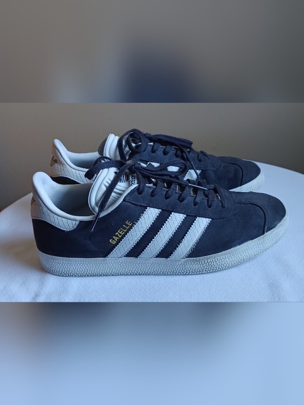 GAZELLE Womens Shoes In Gray Color Sz 8